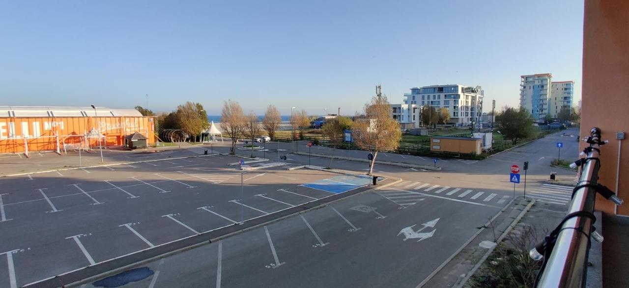 Nor Apartments Summerland Mamaia Dış mekan fotoğraf